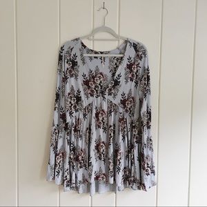 Free People floral deep v neck loose bell sleeved shirt